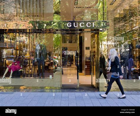 gucci store dusseldorf